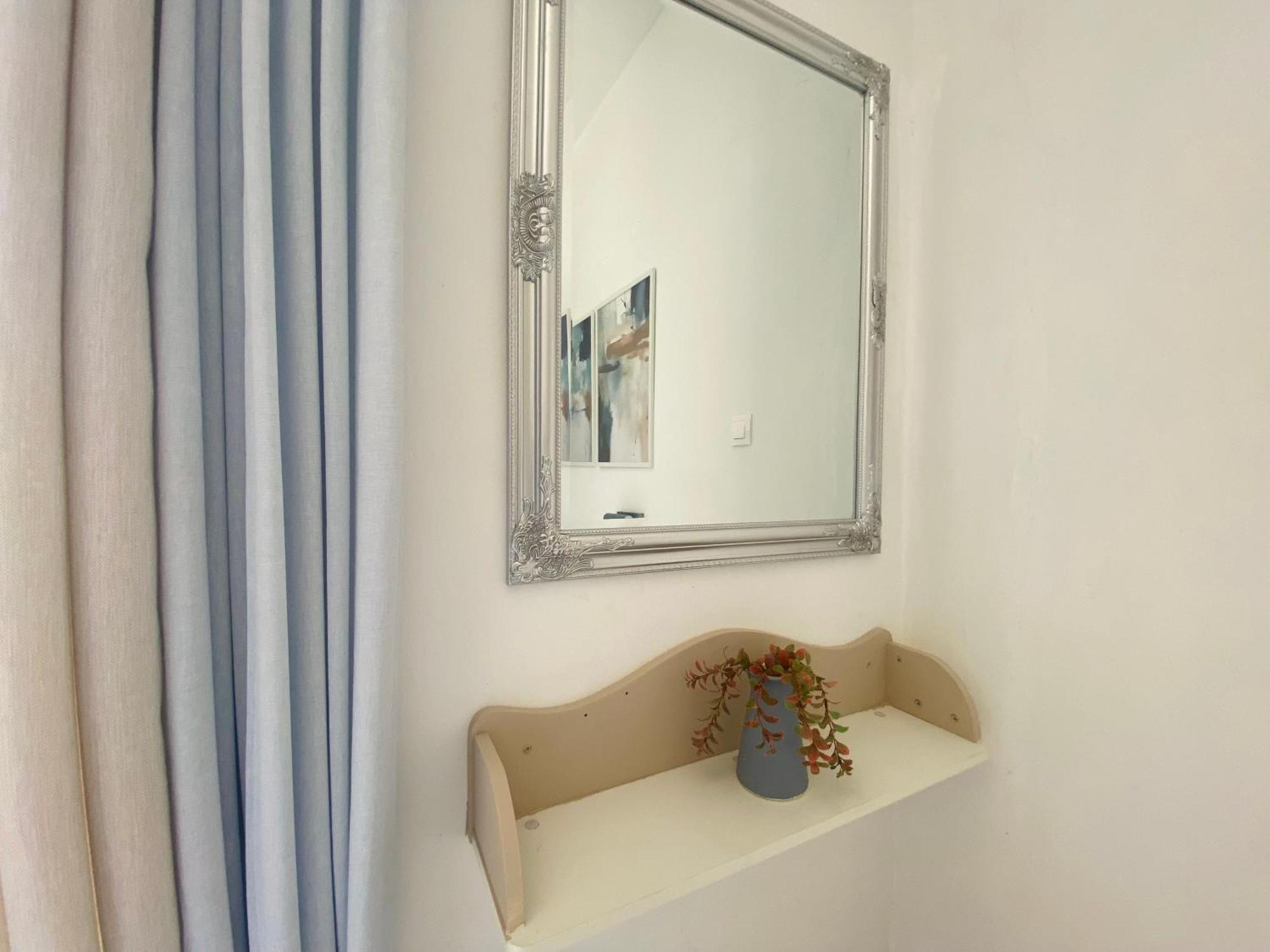 Navy Apartment With Mountain View &Private Parking Vatos Ngoại thất bức ảnh