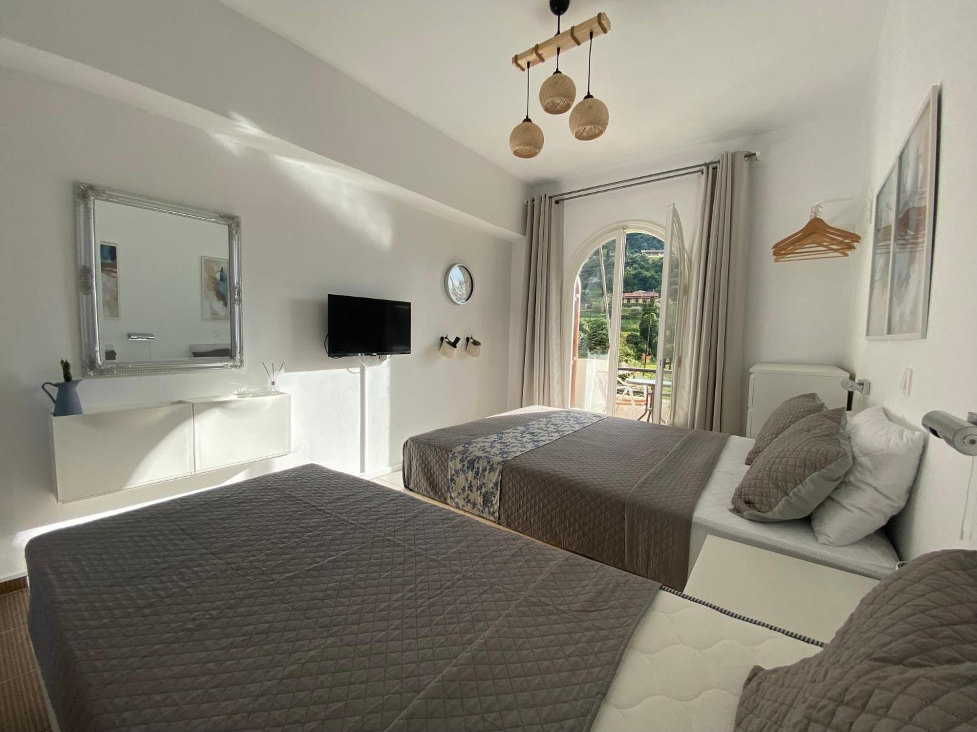 Navy Apartment With Mountain View &Private Parking Vatos Ngoại thất bức ảnh