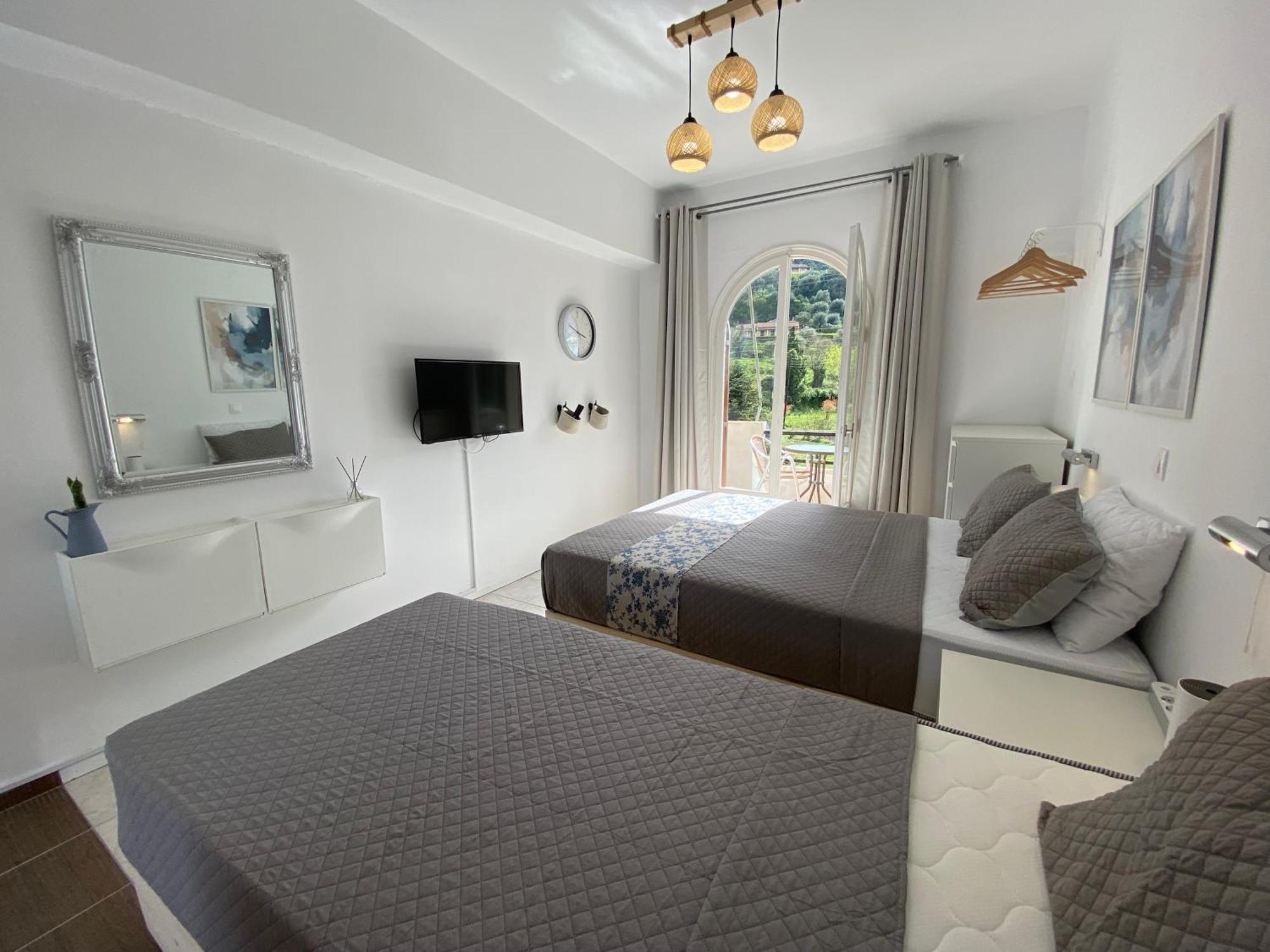 Navy Apartment With Mountain View &Private Parking Vatos Ngoại thất bức ảnh